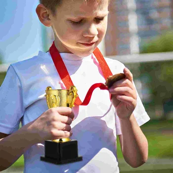 Trofėjus Trofėjų Sudarymo Plastiko Aukso Vaikams Apdovanojimai, Taurės, Mini Puodeliai Nugalėtojas Vaikų Atlygis Juokingas Trophytrophy Medaliai Futbolo Žaislas Aukso